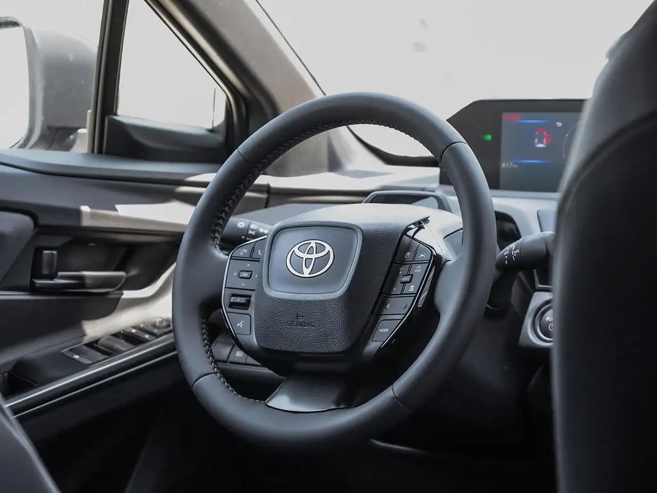 Toyota bZ снимка Toyota bZ