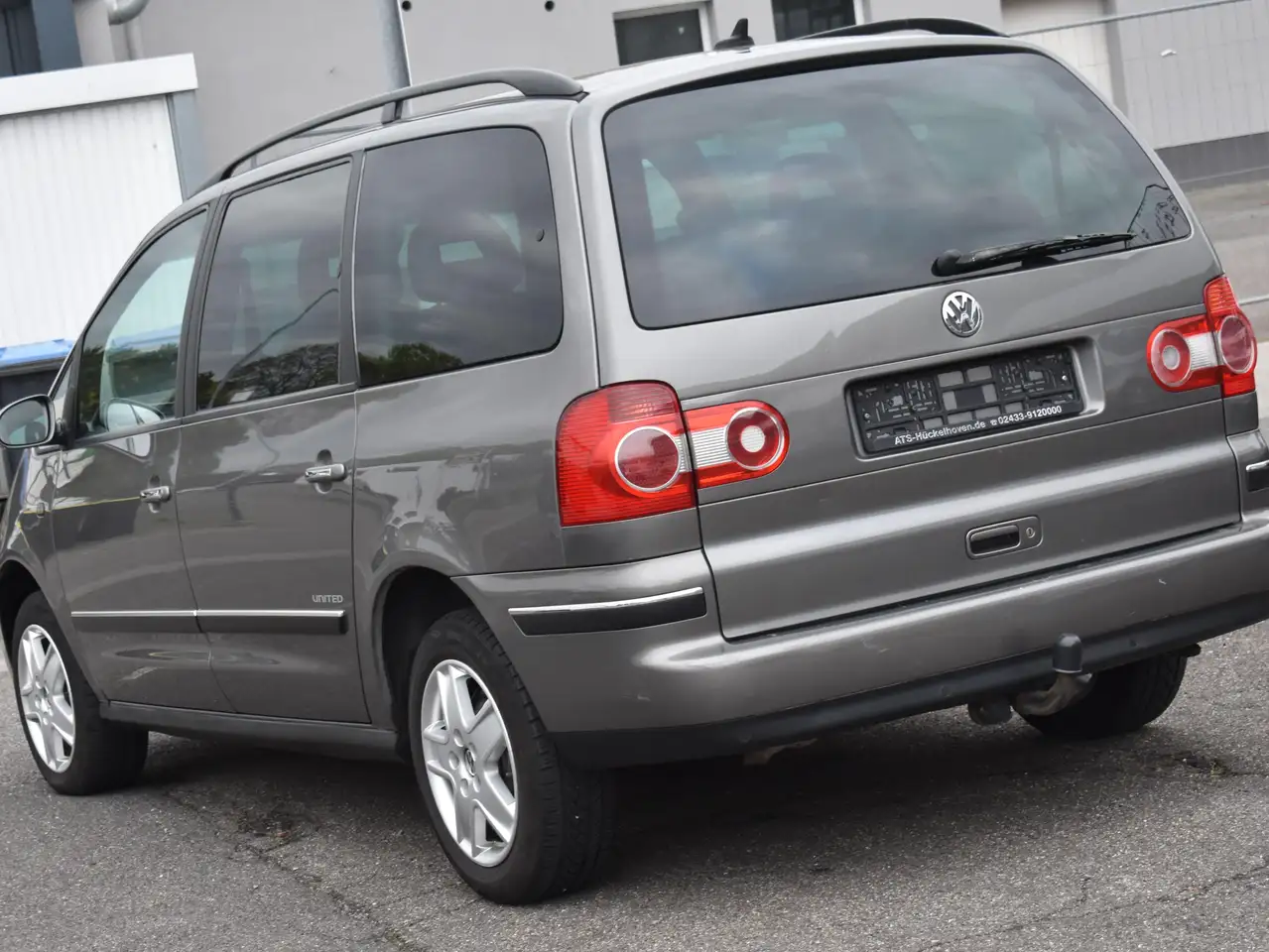 Volkswagen Sharan Highline KOMPLETT-UMBAU*SITZHZ*AHK*7-SITZE, foto 10
