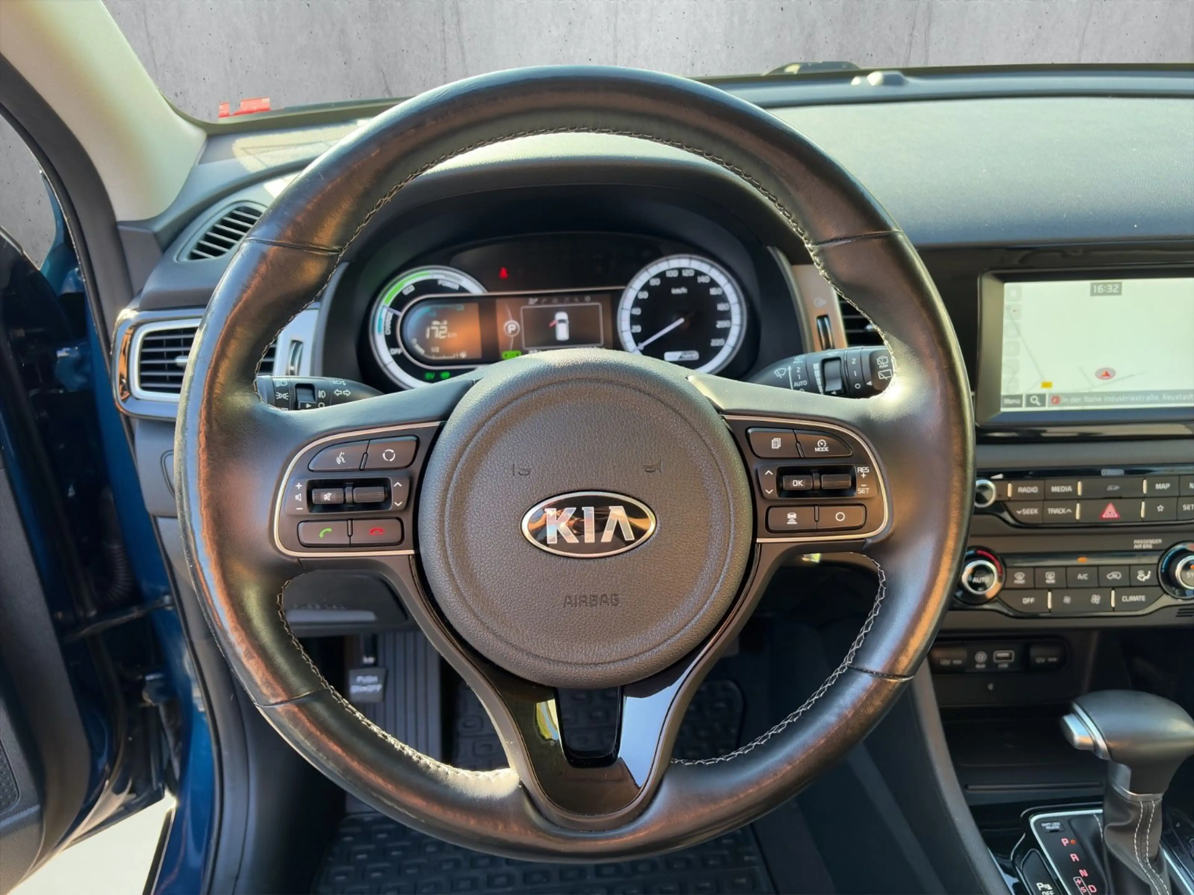 Kia Niro Vision KAMERA/CARPLAY/PDC/NAVI/SHZ/ACC — photo 13