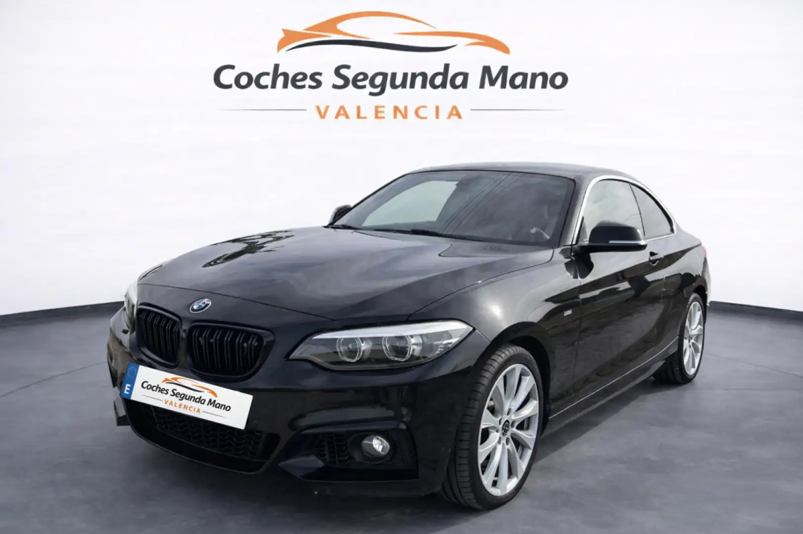 BMW 218 218iA Coupé Schwarz - 1