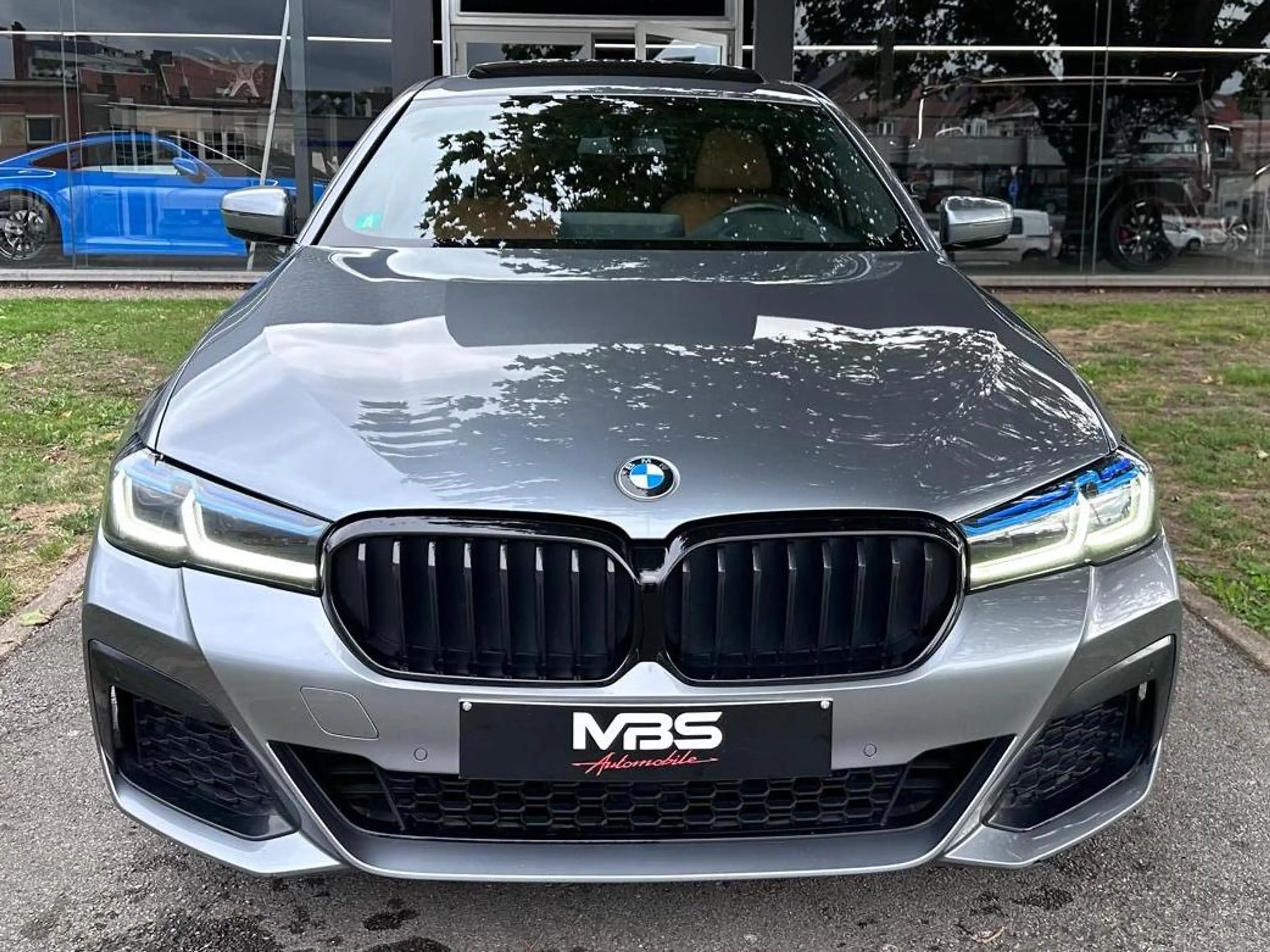 BMW 540 *540D* 1PROP* TOURING* TOIT PANO* LASER* CAMERA* — photo 2