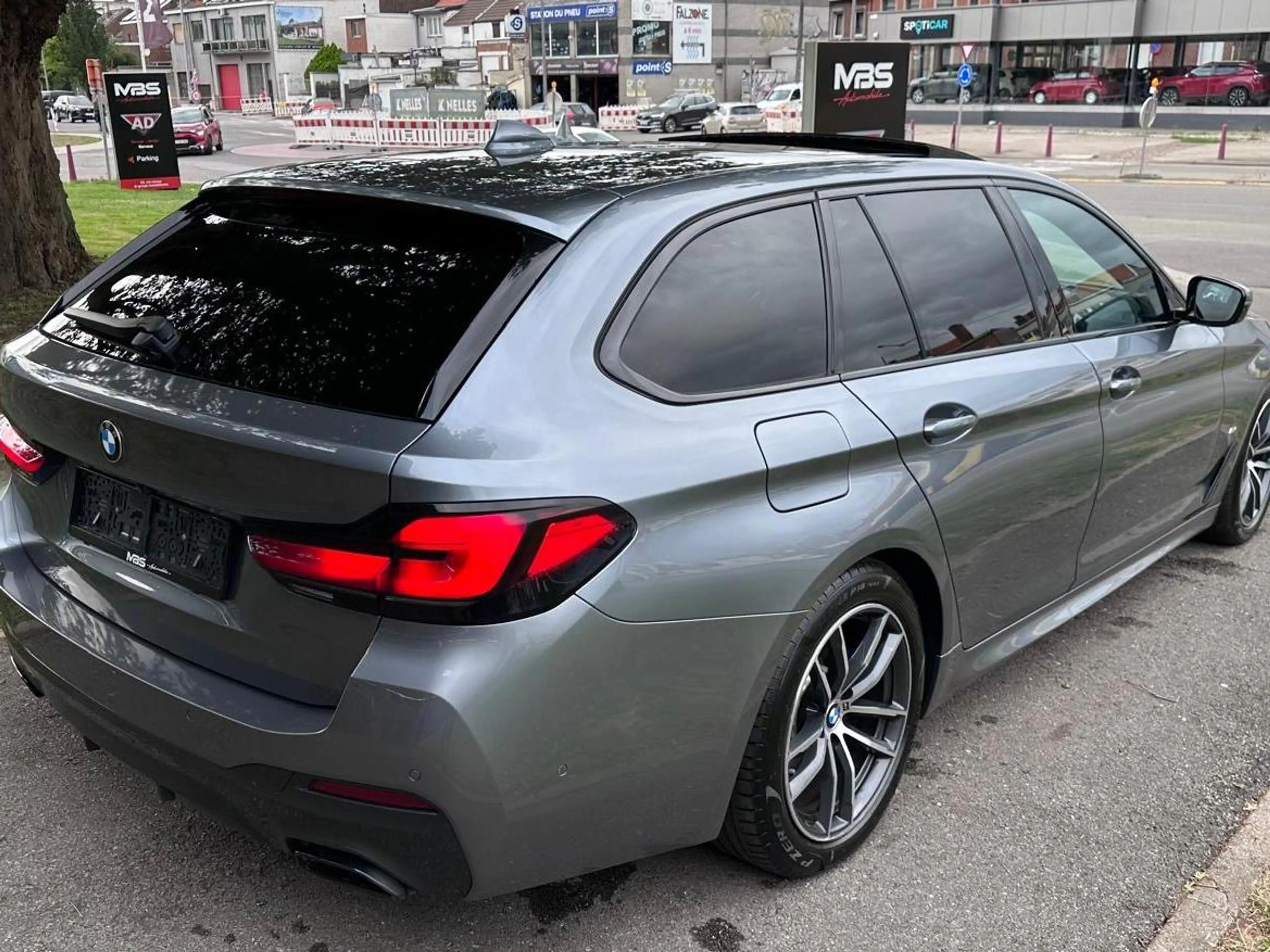 BMW 540 *540D* 1PROP* TOURING* TOIT PANO* LASER* CAMERA* — photo 7