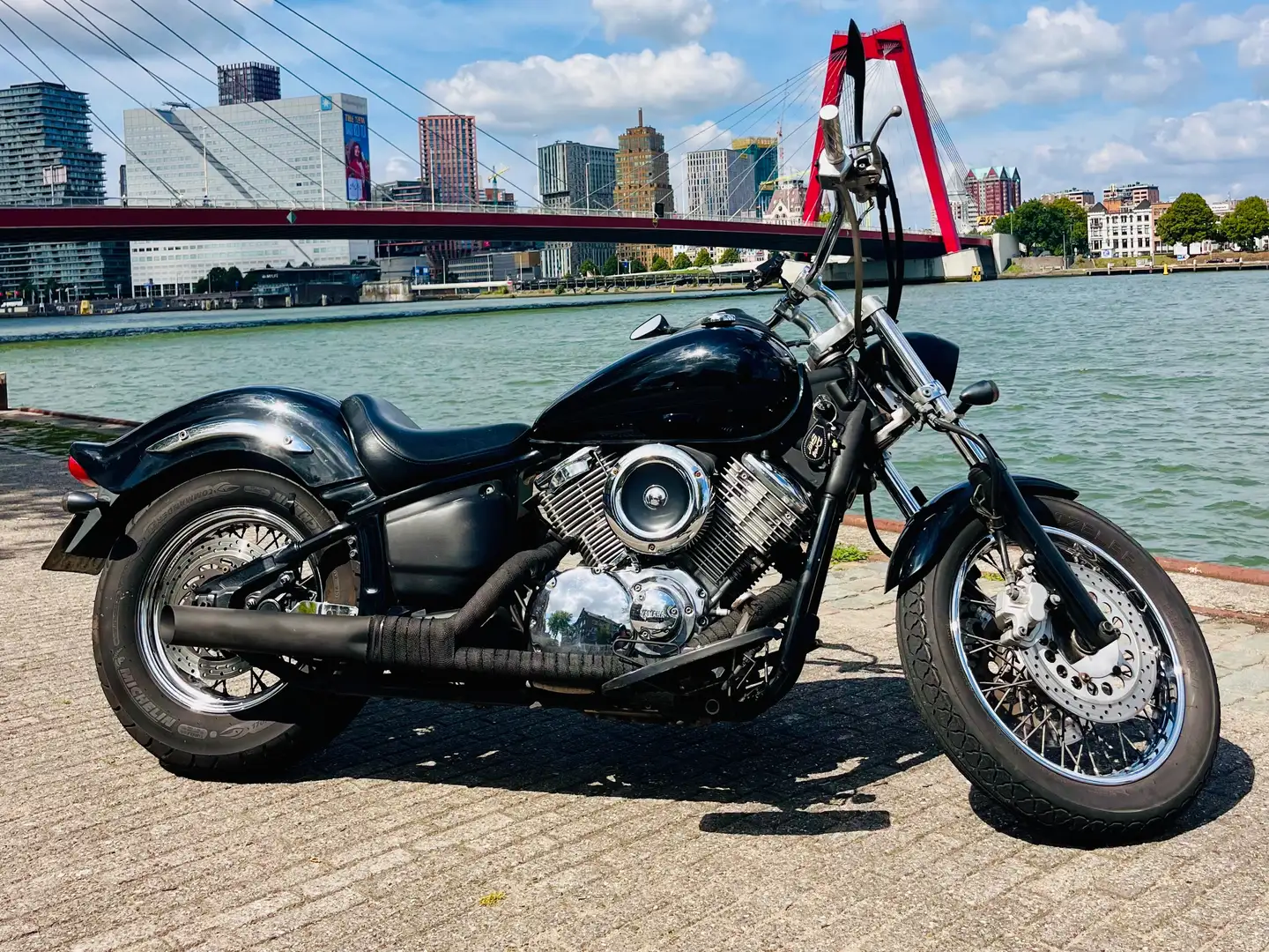 Yamaha XVS 1100 DragStar Custom Zwart - 1