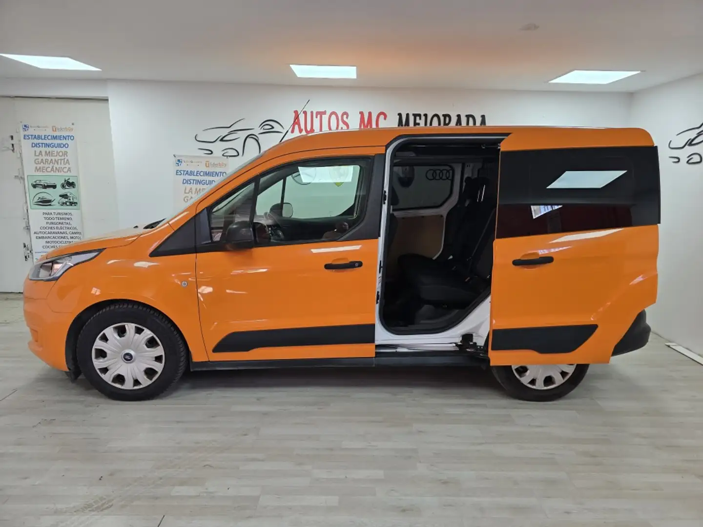 Ford Tourneo Connect Grand 1.5TDCi Titanium 100 - 2