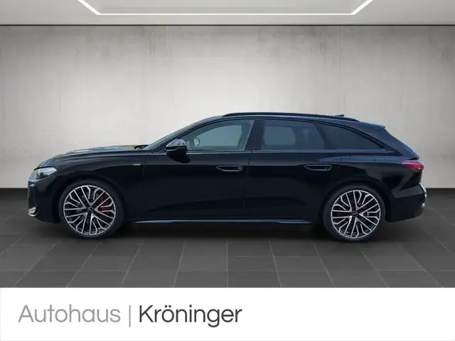 Audi A5 view 3