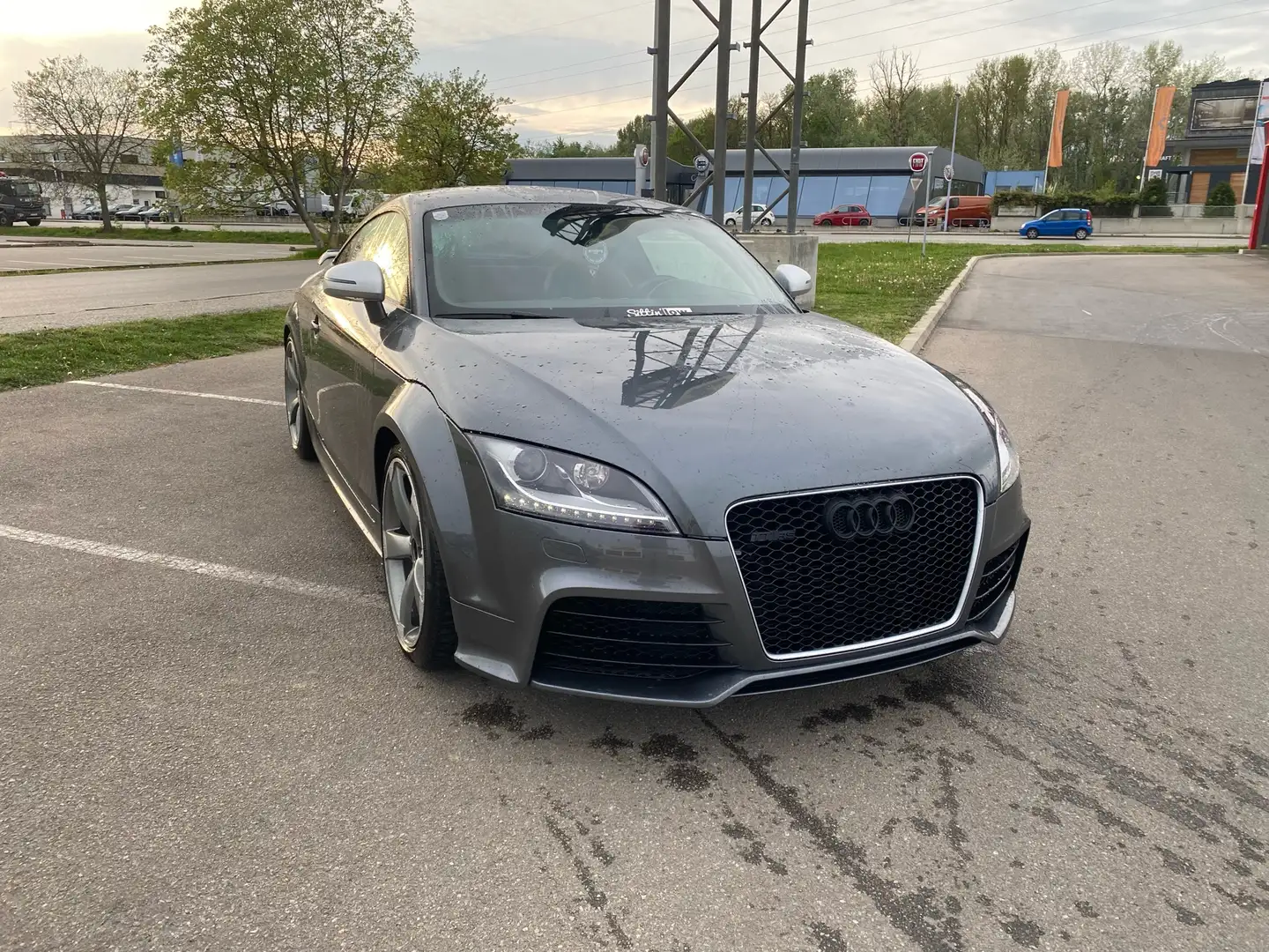 Audi TT RS Coupé 2,5 TFSI quattro S-tronic Szary - 1