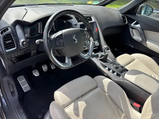 Citroen DS5 view 13