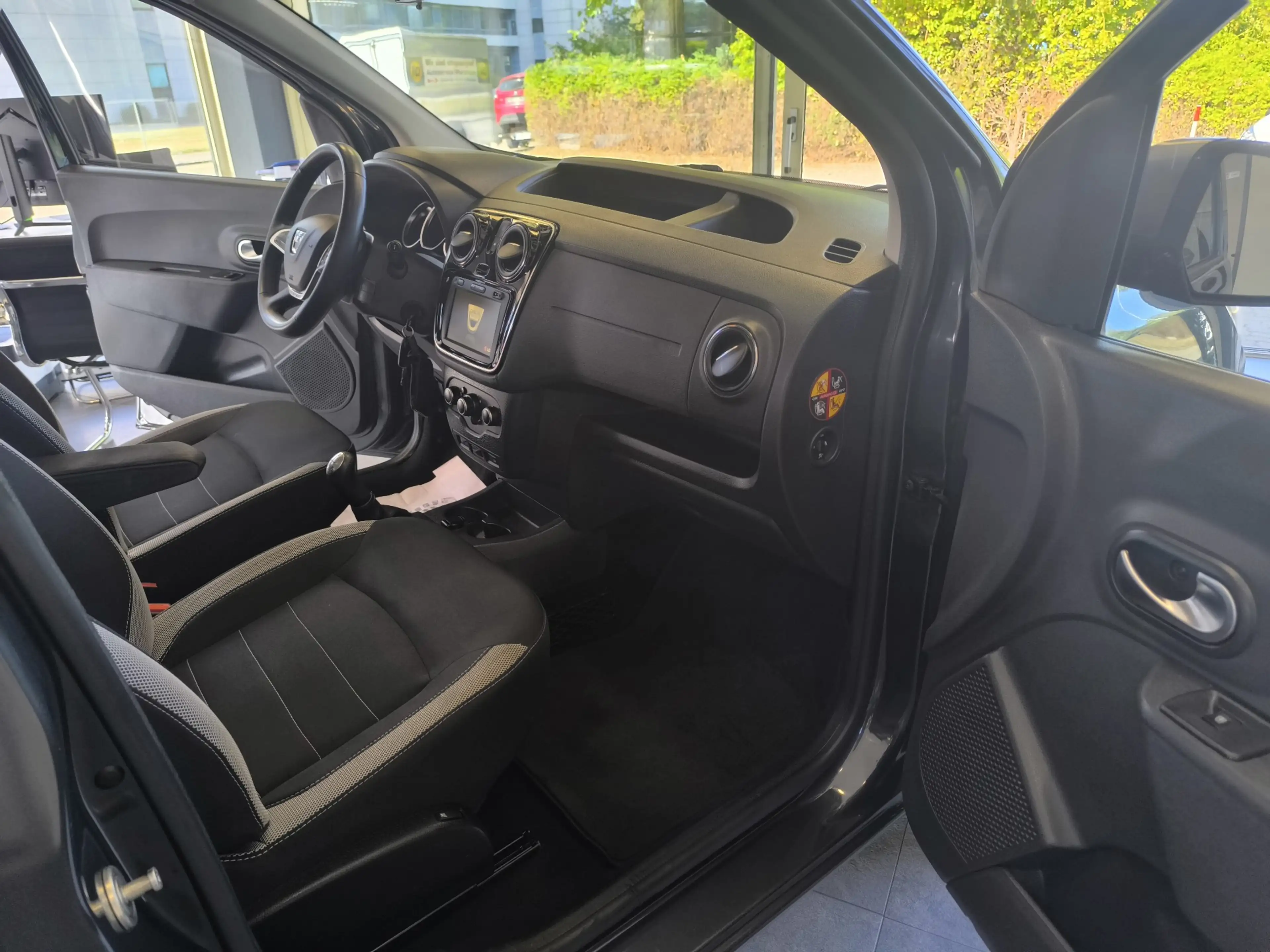 Dacia Dokker Stepway.-Navigation.-Sitzh.-Kamera.-Bluet.-PDC.-Temp.- — photo 12