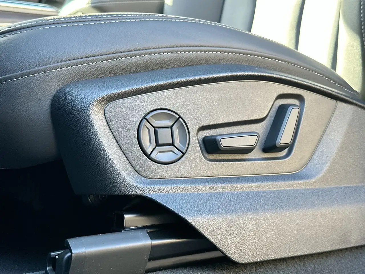 Audi Q7 снимка Audi Q7