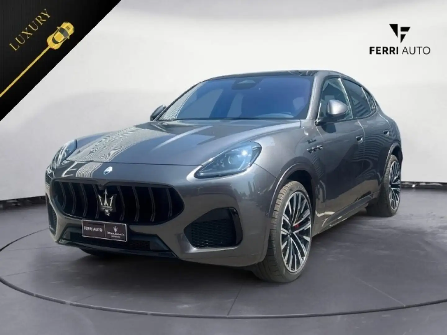 Maserati Grecale MHEV 330 CV AWD Modena Gris - 1