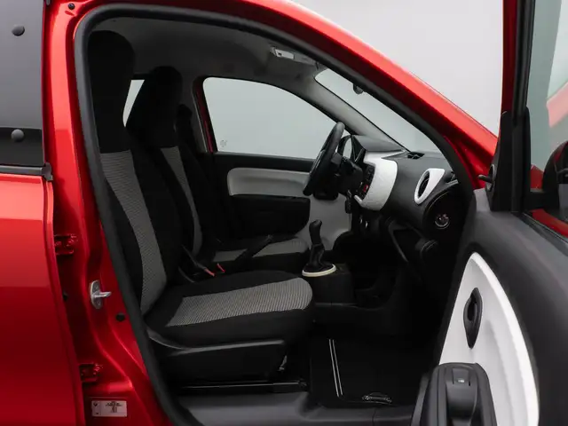 Renault Twingo view 23