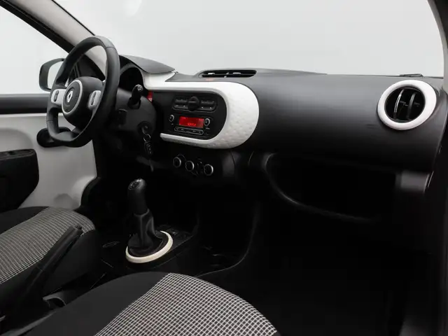 Renault Twingo view 22