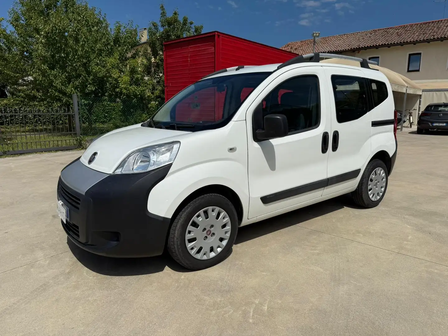 Fiat Qubo 1.3 mjt DIESEL 80cv EURO6 Blanc - 1