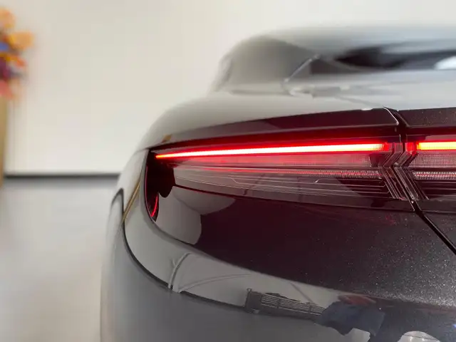 Porsche Taycan view 7