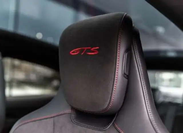 Porsche Taycan view 18