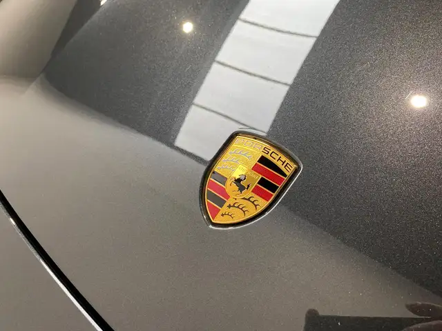 Porsche Taycan view 13