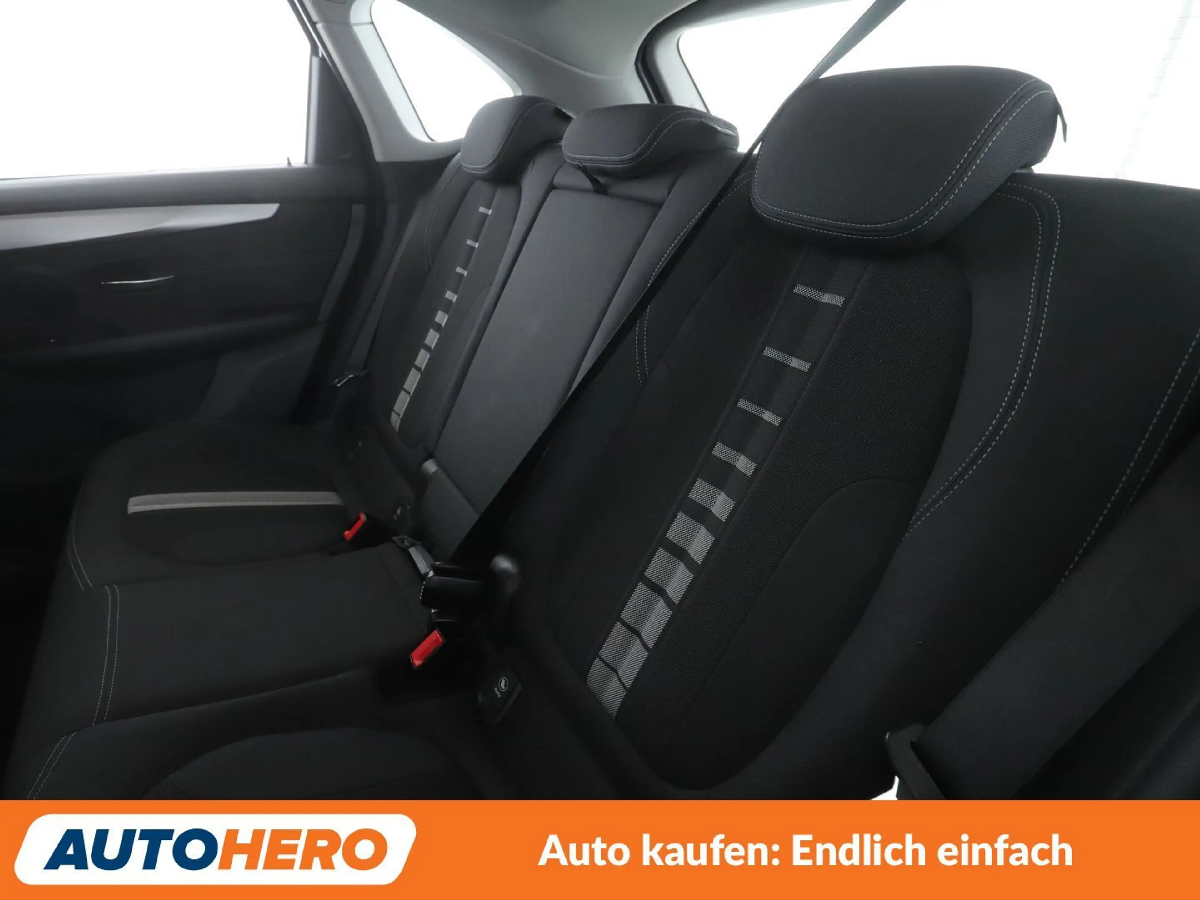 BMW 225 225xe Active Tourer Advantage Aut.*NAVI*LED*PDC* — photo 14