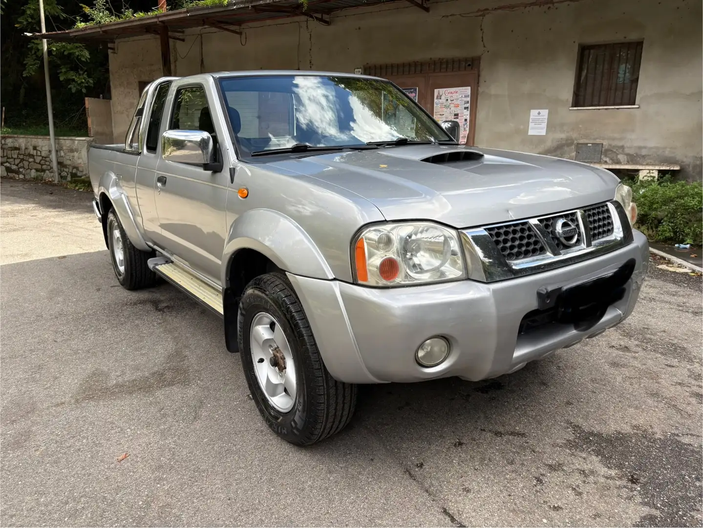 Nissan Navara 25 TDI SPORT Argento - 1