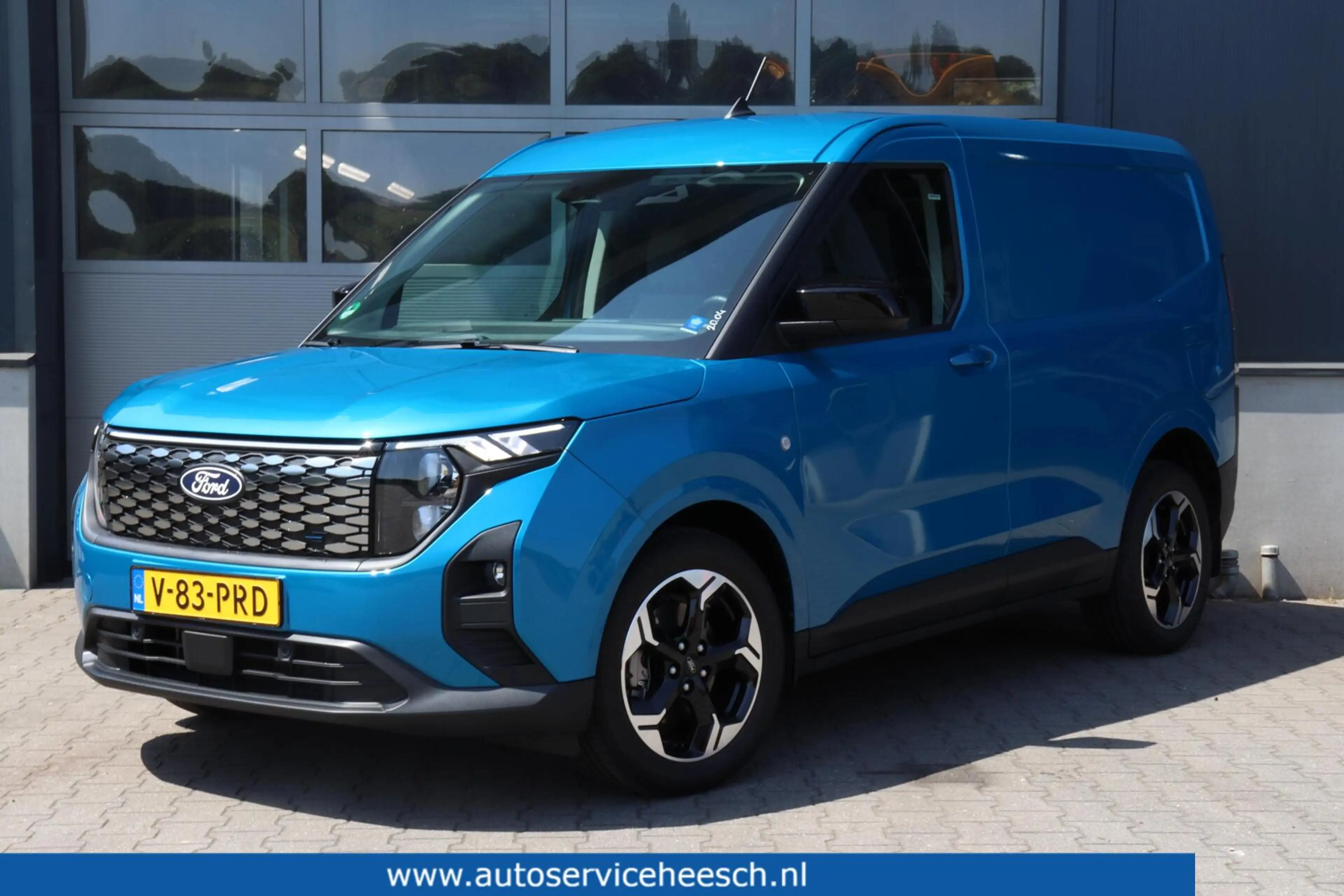 Ford E-Transit Cour. Limited 44 kWh l FULL OPTION l NAVI l CLIMAT