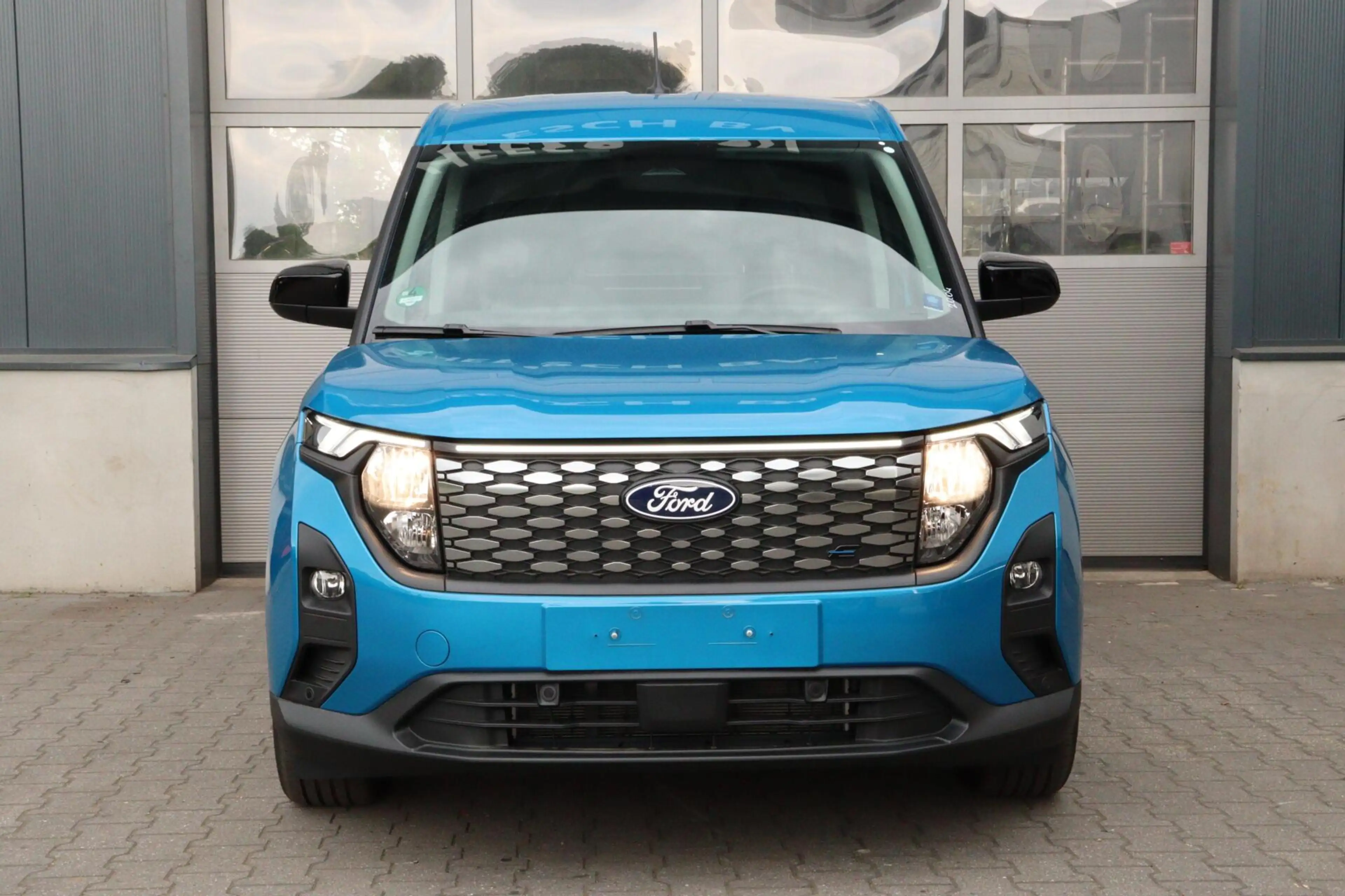 Ford E-Transit Cour. Limited 44 kWh l FULL OPTION l NAVI l CLIMAT — photo 34