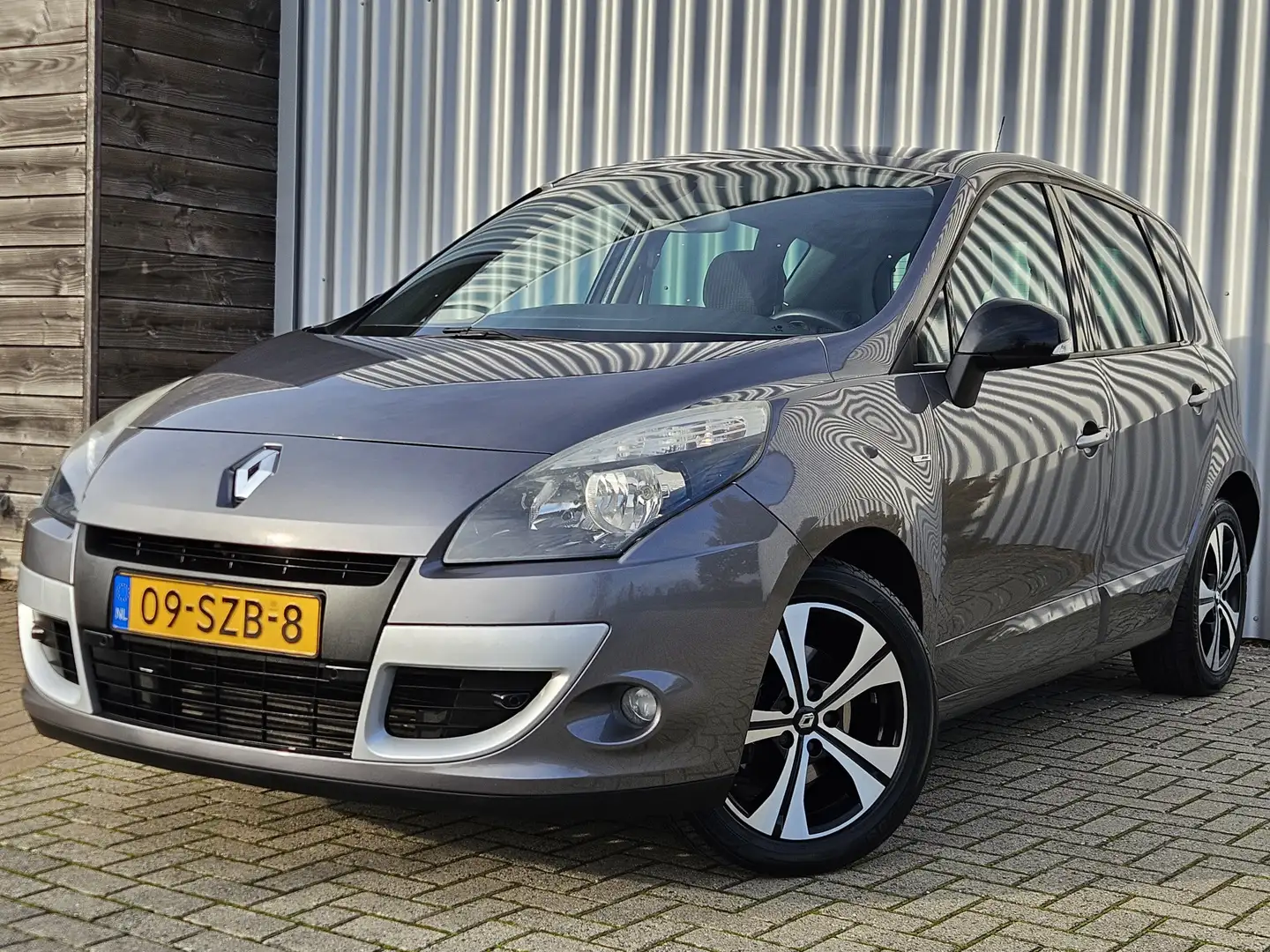 Renault Scenic 1.4 TCe Bose /Pano/PDC/Cruise/Camera! Gris - 1
