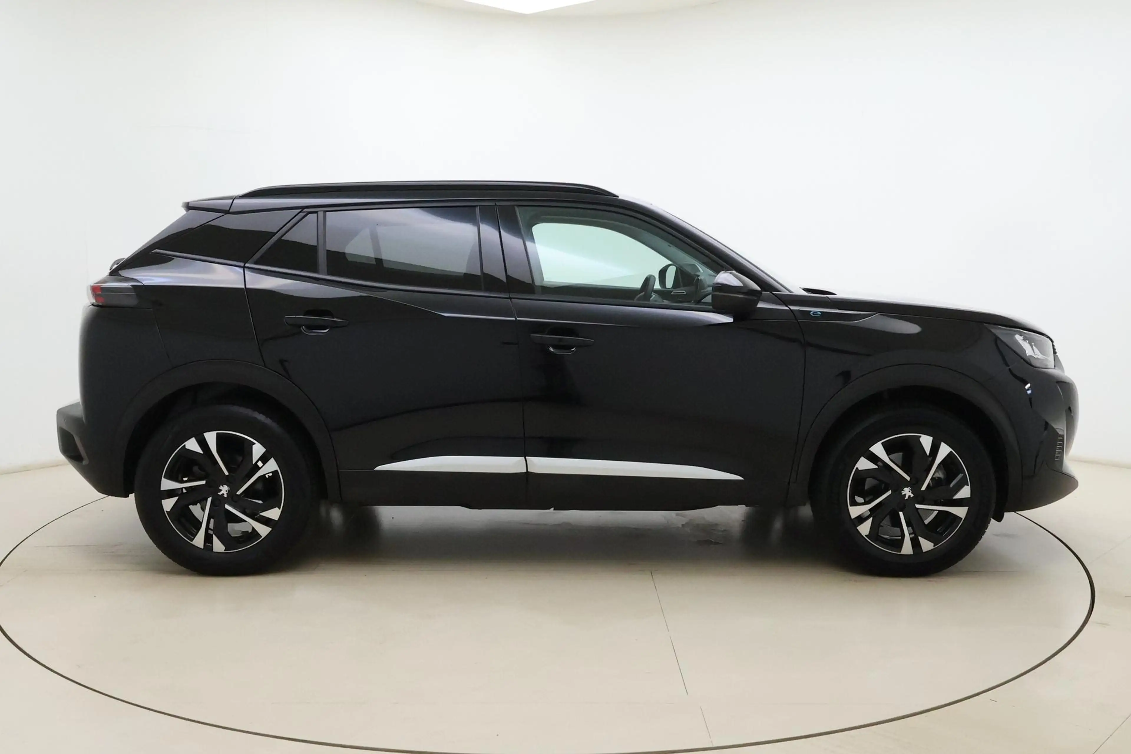 Peugeot e-2008 EV Allure 50 kWh SOH Aangevraagd | Navigatie | Sto — photo 10
