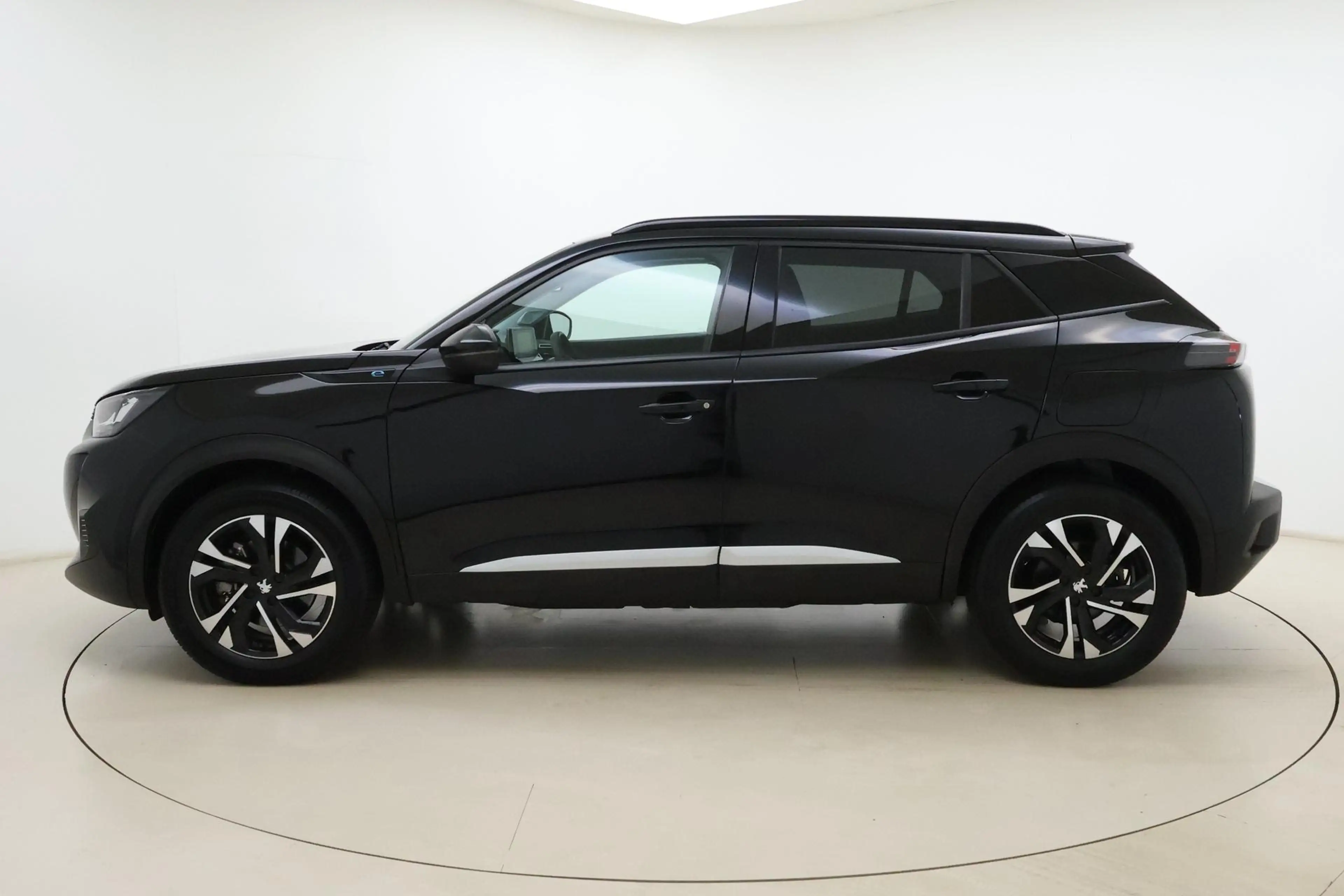 Peugeot e-2008 EV Allure 50 kWh SOH Aangevraagd | Navigatie | Sto — photo 6