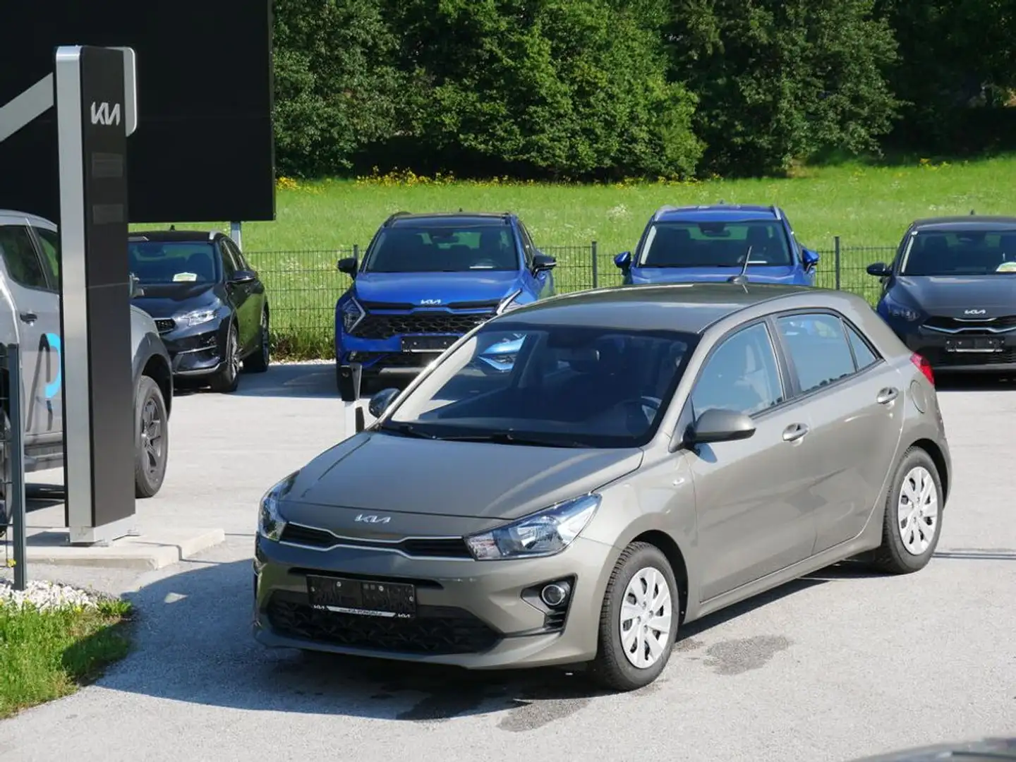 Kia Rio 1,2 DPI Neon ISG Grün - 2