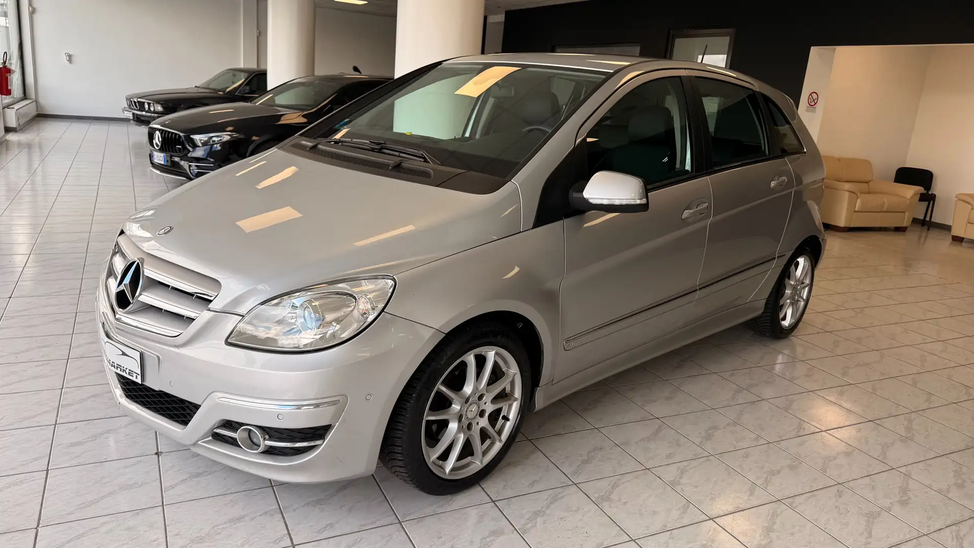 Mercedes-Benz B 200 Classe B - T245 cdi Executive Gris - 1