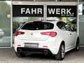 Alfa Romeo Giulietta 2.0 JTDM Exclusive  *Panoramaglasdach* *BOSE* Weiß - thumbnail 2