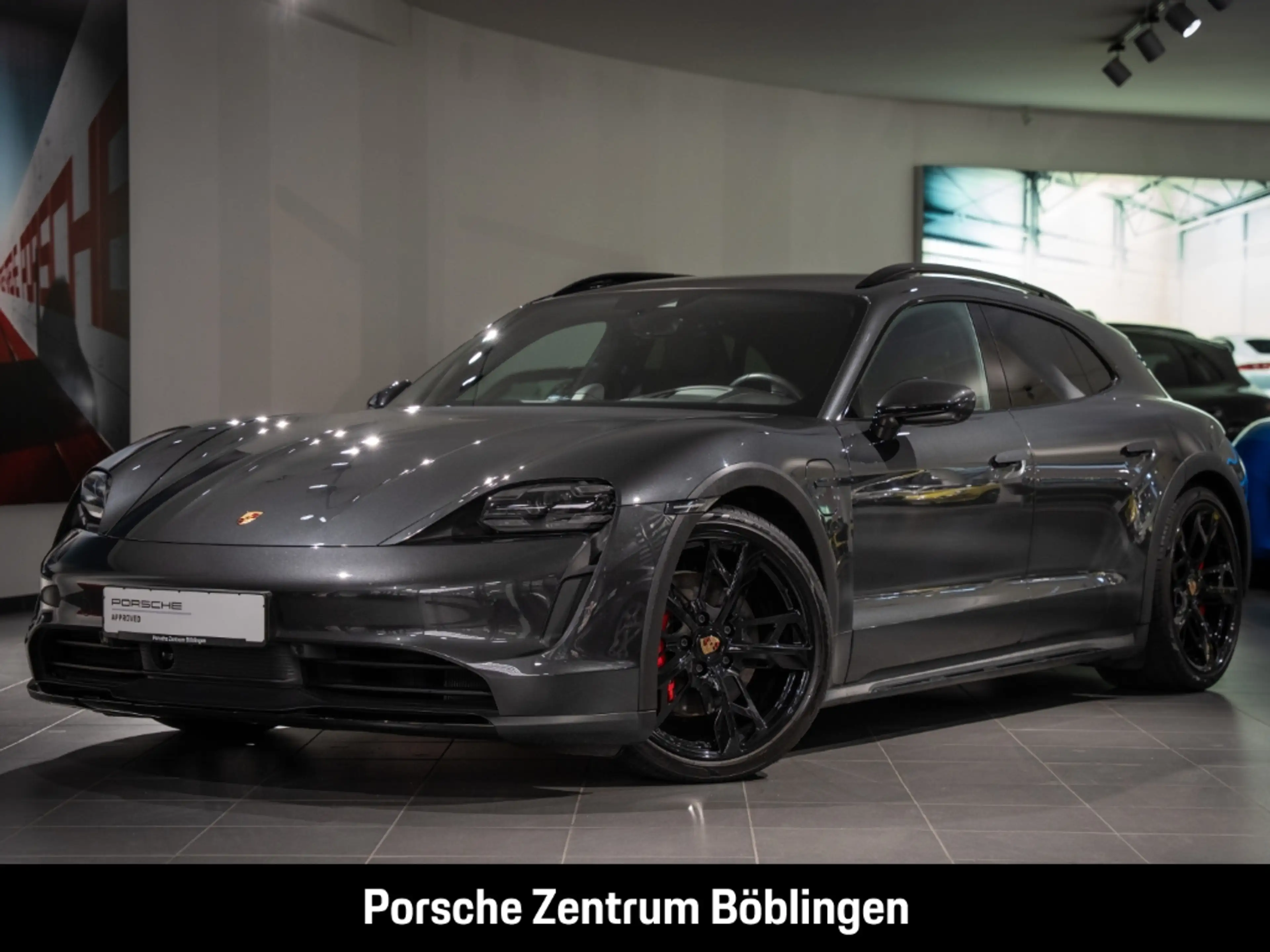 Porsche Taycan 4S Cross Turismo