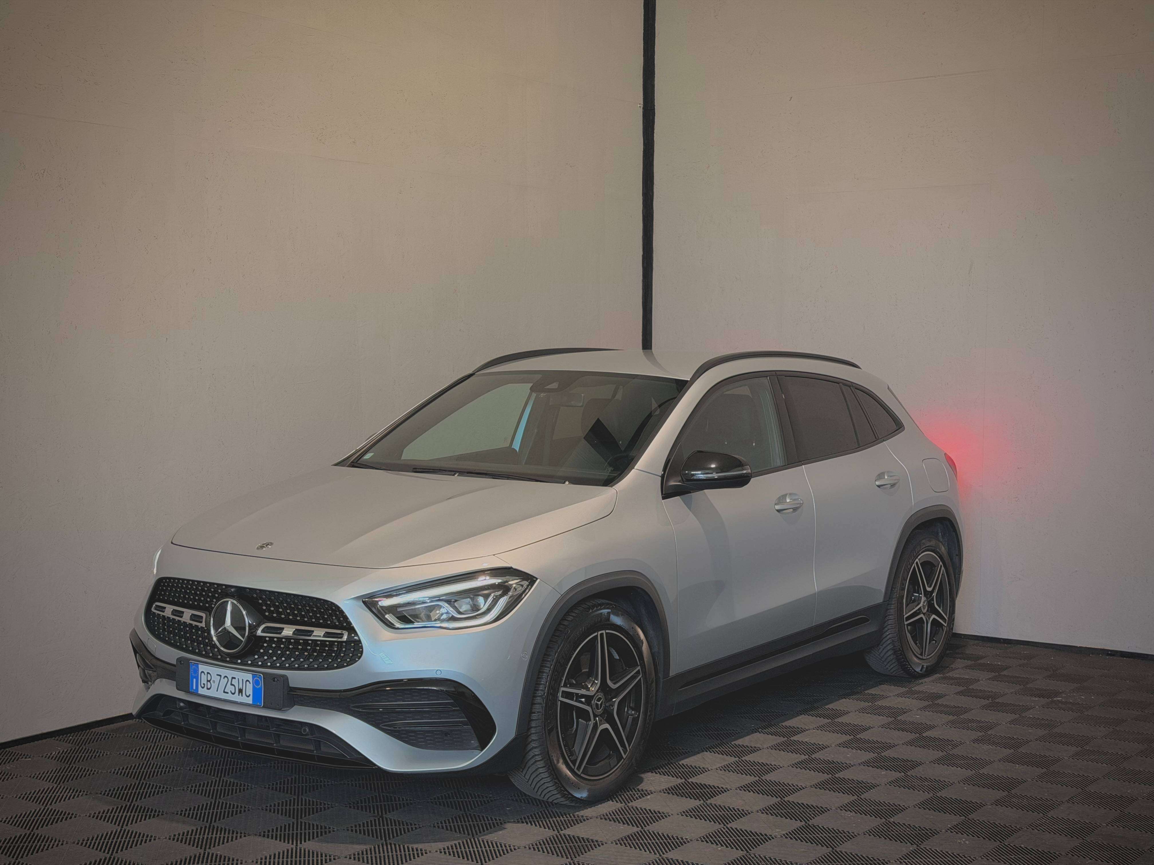 Mercedes-Benz GLA 250