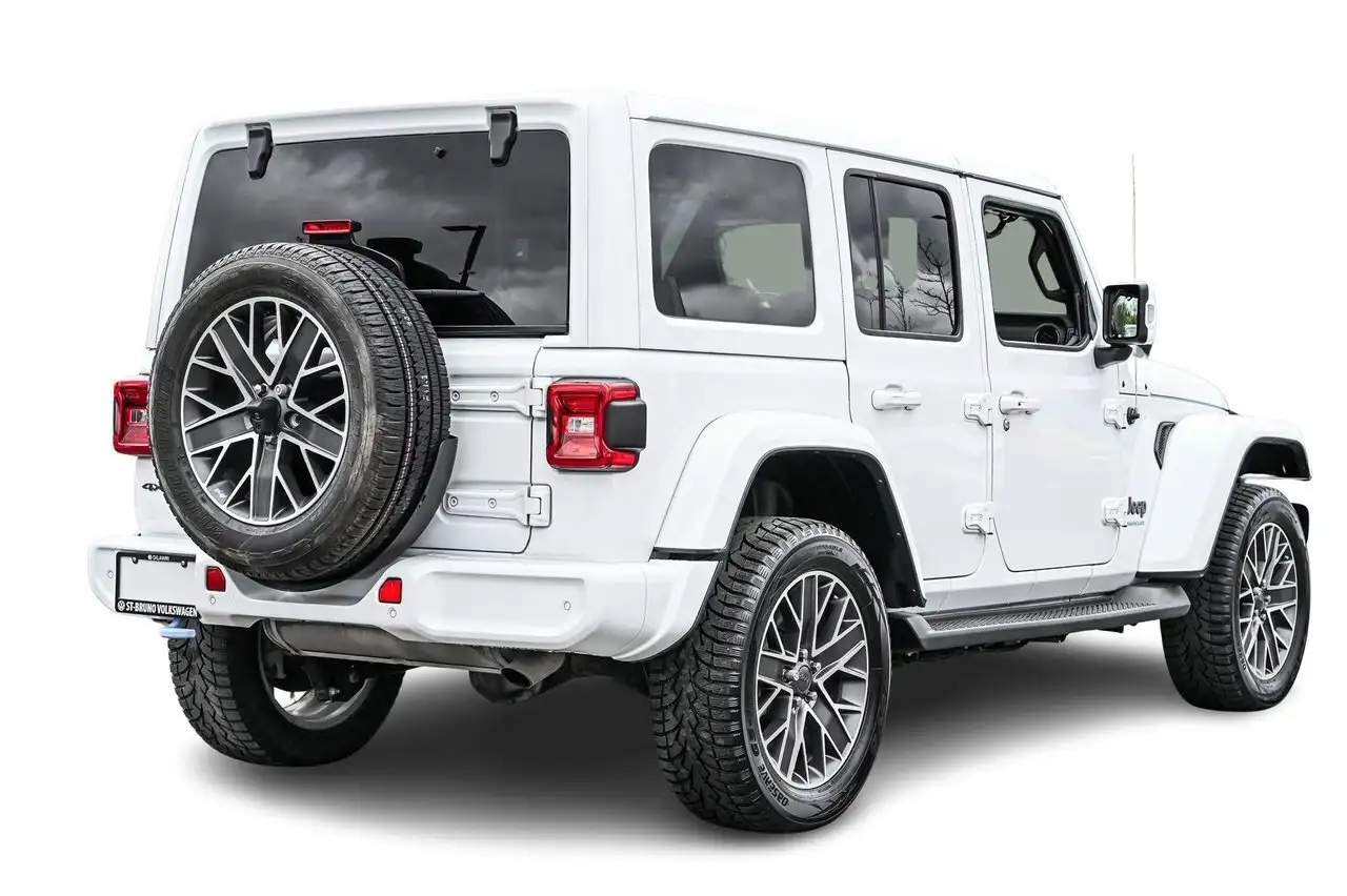 Jeep Wrangler снимка Jeep Wrangler