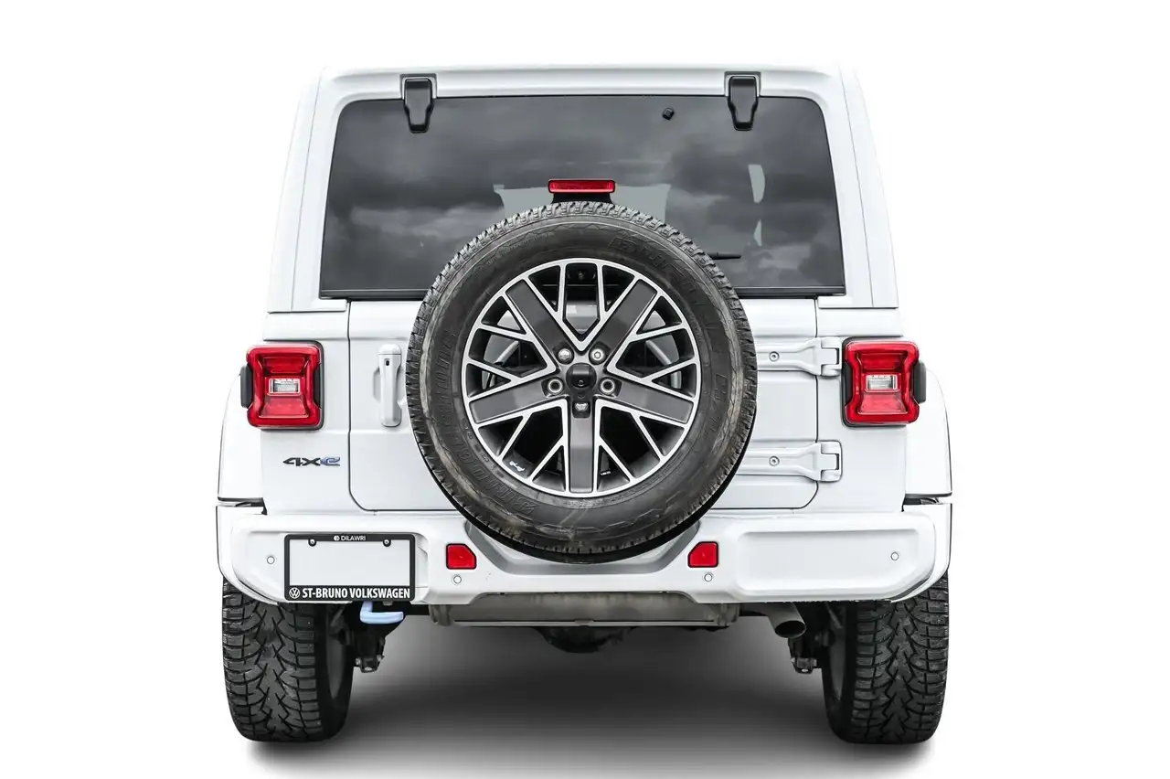 Jeep Wrangler снимка Jeep Wrangler