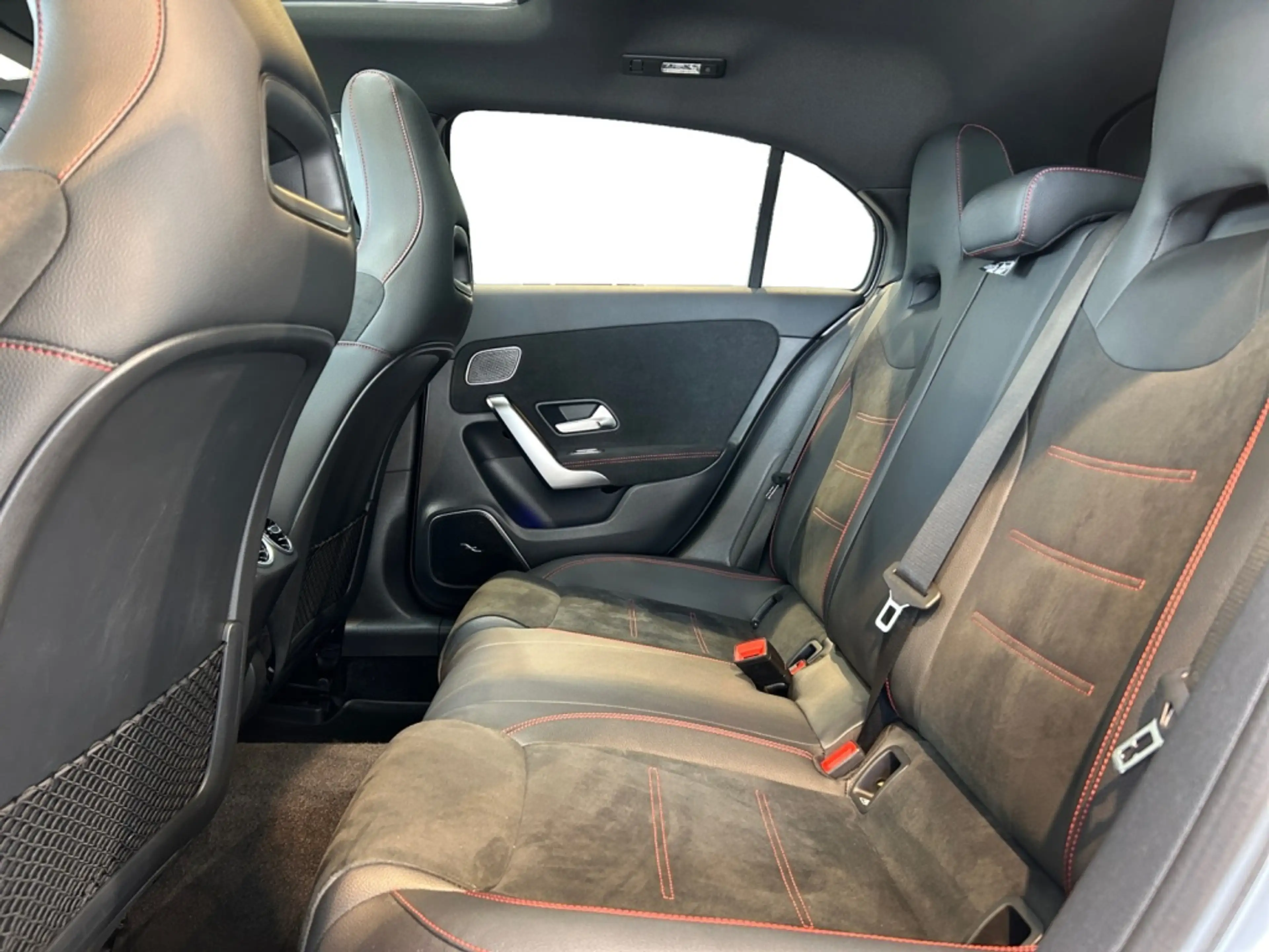 Mercedes-Benz A 45 AMG AMG A 45 S 4matic+ AMG+MBUX+Burm+MBeam+Night+SHD — photo 11