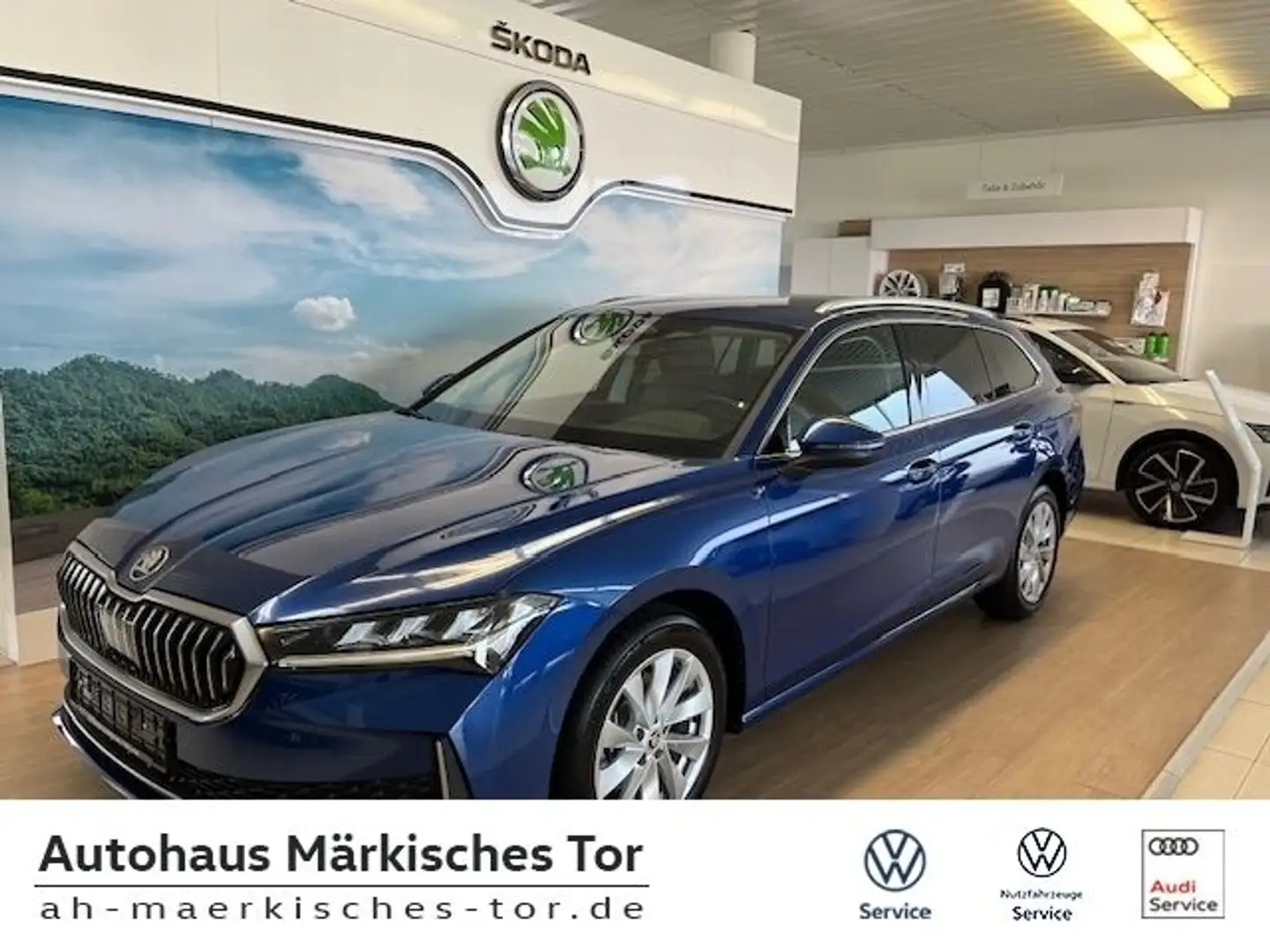 Skoda Superb Combi 1.5 TSI DSG Selection+AHZV+NAVI+ACC Blau - 1
