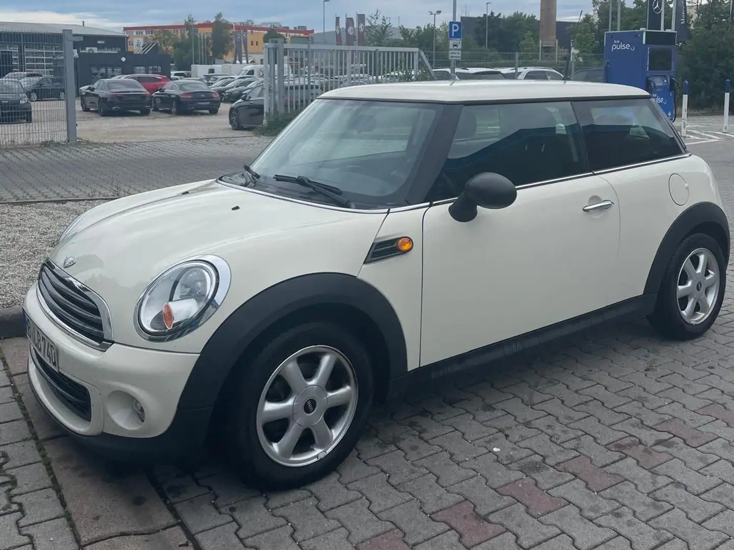 MINI One MINI Beige - 2