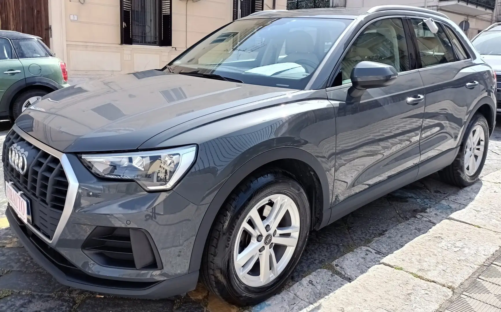 Audi Q3 Q3 35 2.0 tdi Business s-tronic Grigio - 2
