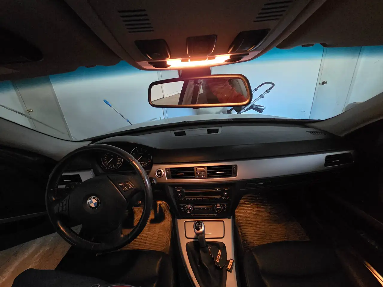 BMW 3 Series снимка BMW 3 Series
