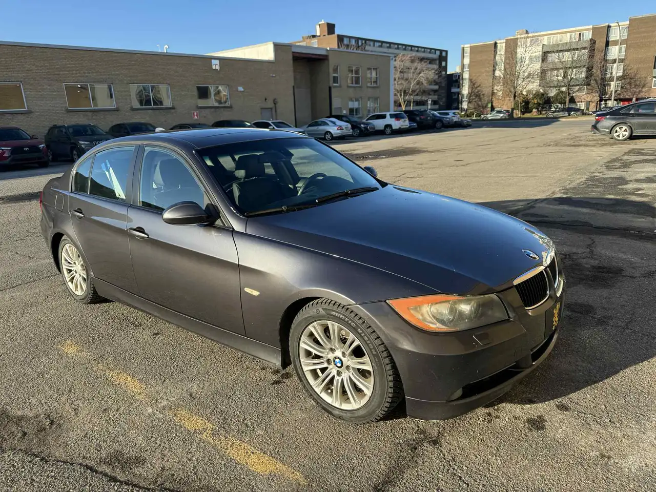 BMW 3 Series снимка BMW 3 Series