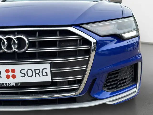 Audi S6 view 12