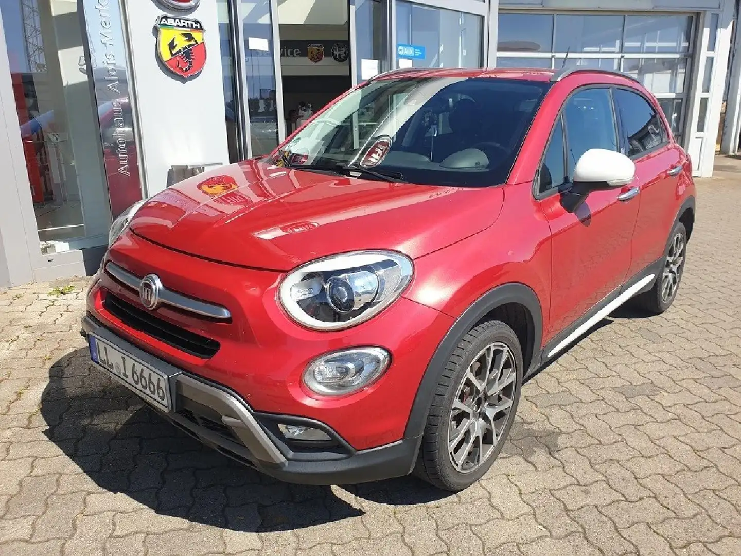 Fiat 500X Opening Edition Off-Road Rouge - 1