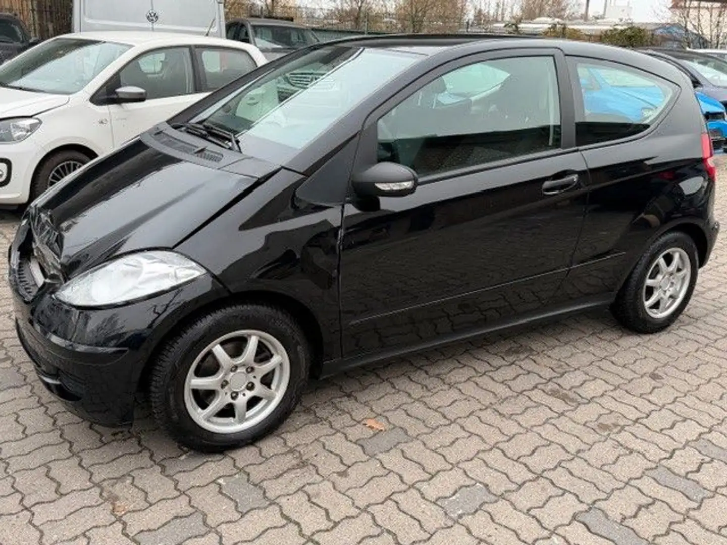 Mercedes-Benz A 170 Automatik Klima 1.Hd/orig73tkm /fahrbereit Schwarz - 2