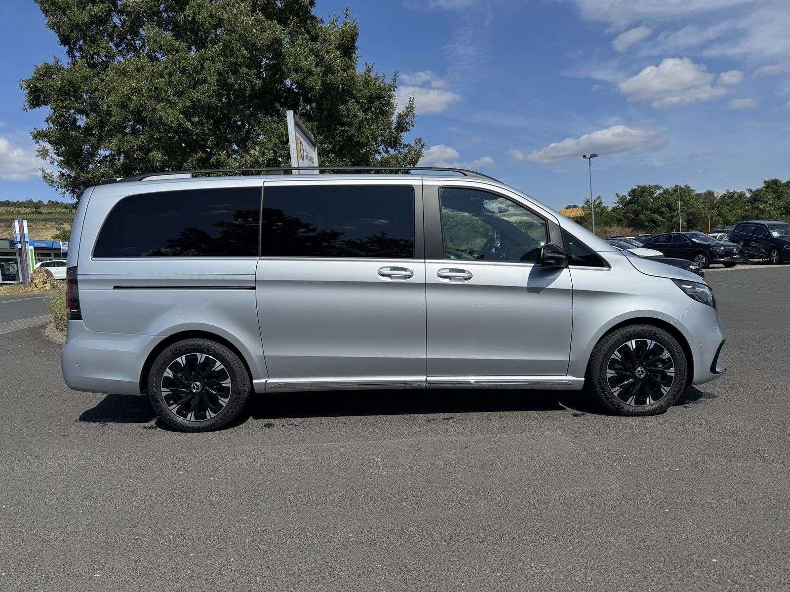 Mercedes-Benz EQV 300