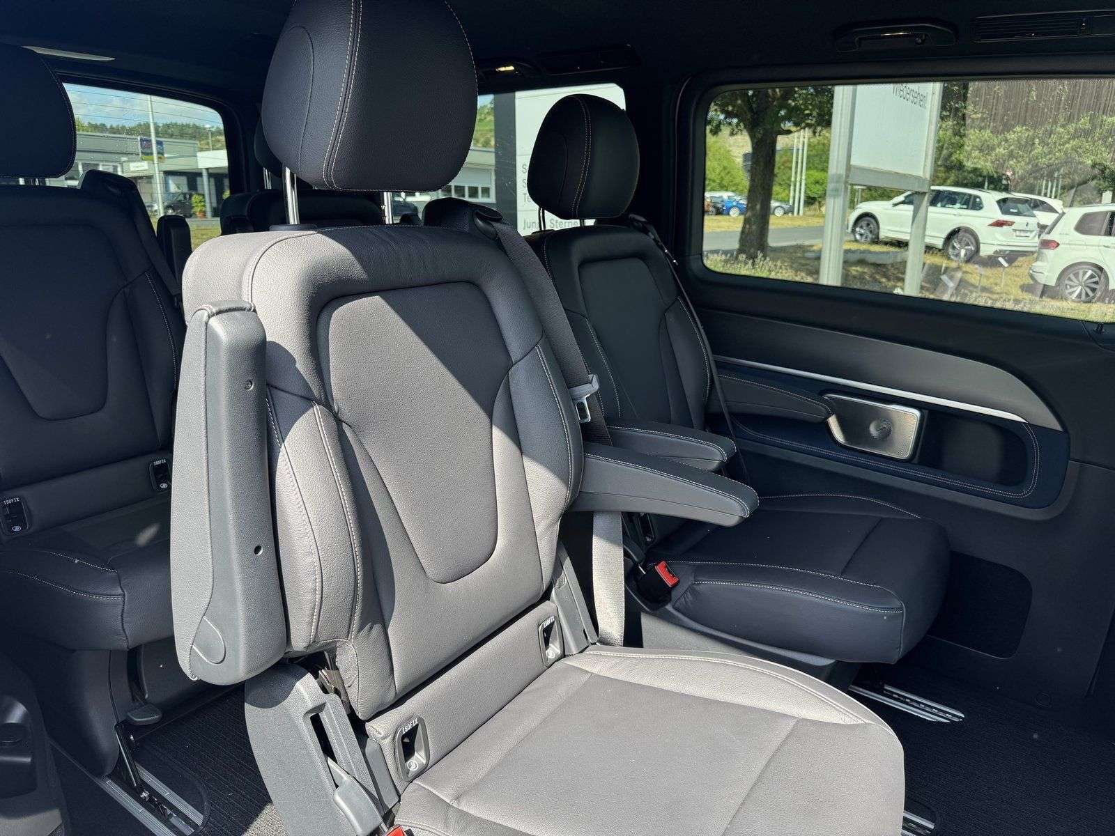 Mercedes-Benz EQV 300
