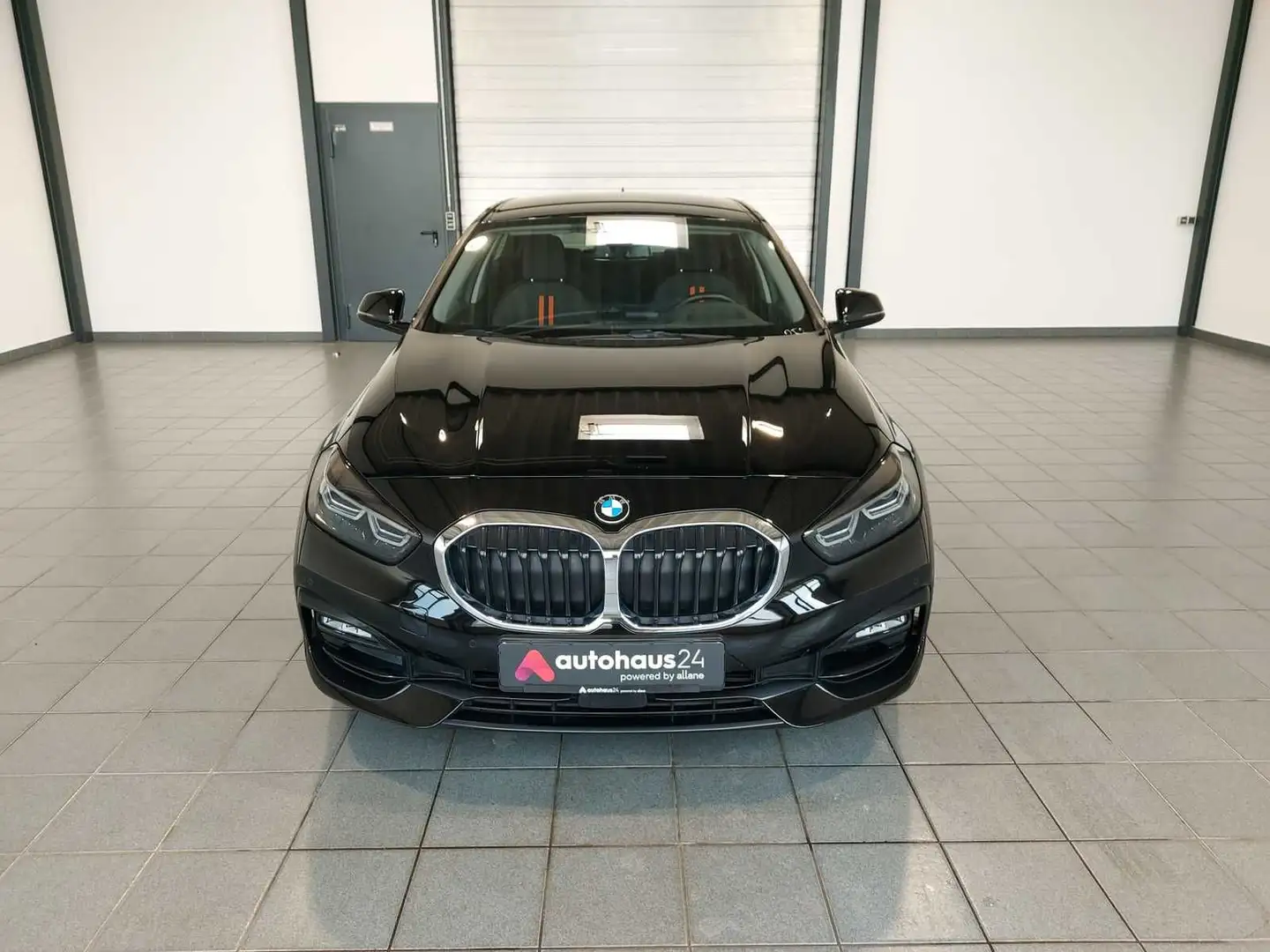 BMW 116 1er - 116 i Sport Line Navi|HUD|LED|PDC Schwarz - 2