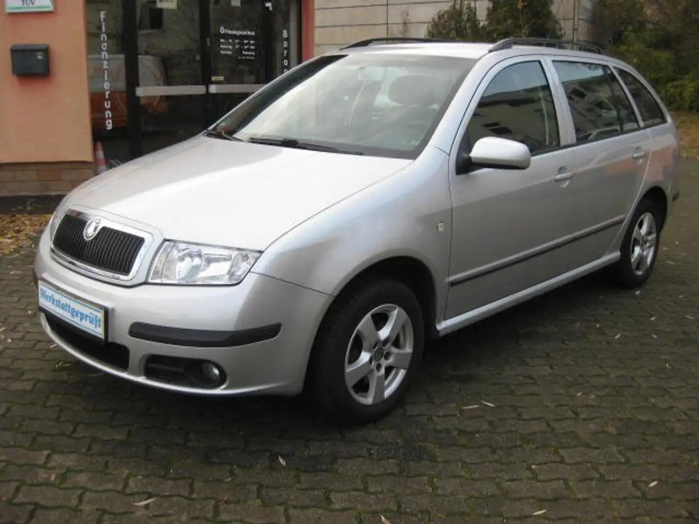 Skoda Fabia Fabia 1.4 16V Combi Ambiente Silber - 1