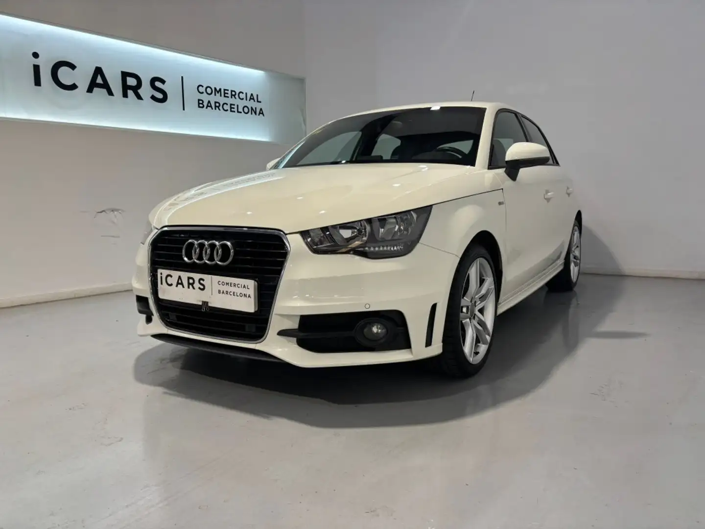 Audi A1 1.6TDI Adrenalin2 Blanc - 1