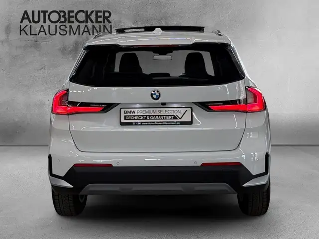 BMW X1 view 6