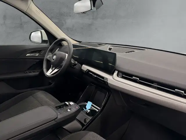 BMW X1 view 12
